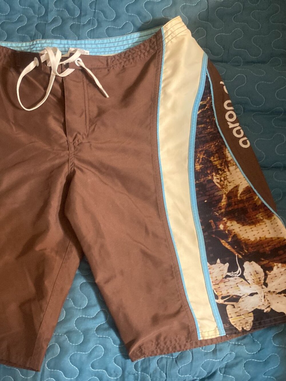 Women's Aaron Chang Boardshorts Size 7 (30" waist) Island Girl